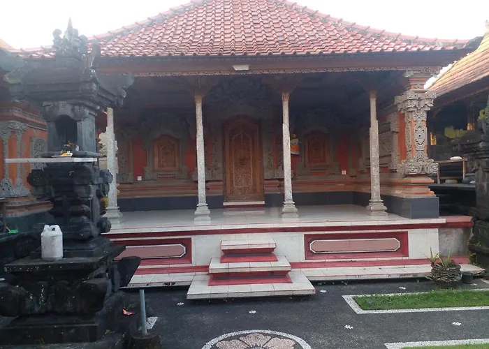 Umah Desa Banjarangkan