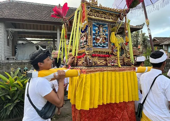 Umah Desa * Banjarangkan